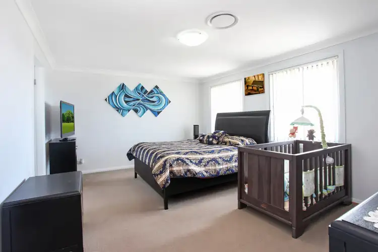 Sixth view of Homely house listing, 2 Daquino Place, Carnes Hill NSW 2171