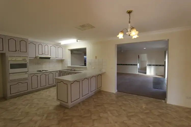 Fifth view of Homely house listing, 182 Aurora Street, Temora NSW 2666