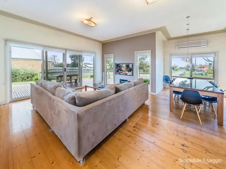 19 High Street, Inverloch VIC 3996