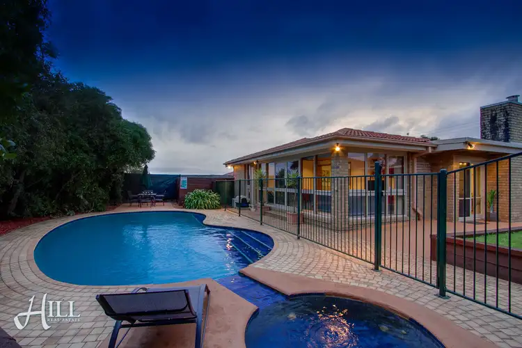 36 Radleigh Drive, Wheelers Hill VIC 3150