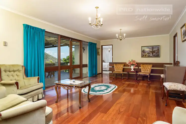 27 Warrawong Street, Kooringal NSW 2650