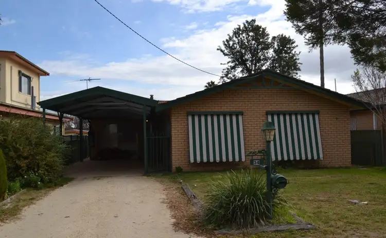 34 Greaves Street, Inverell NSW 2360