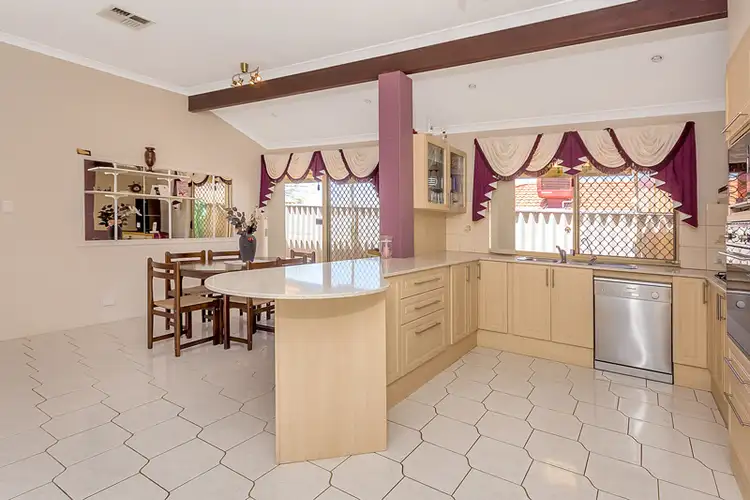 Sixth view of Homely house listing, 5 Earlsferry Green, Kinross WA 6028