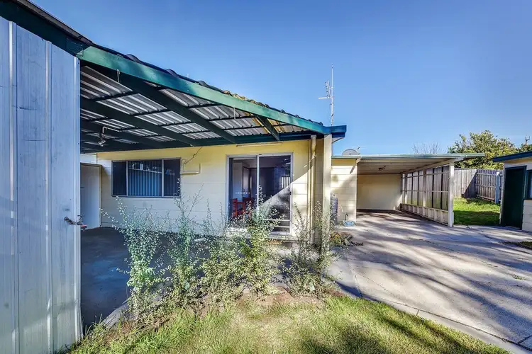 2 SUDINGS ROAD, Lakes Entrance VIC 3909