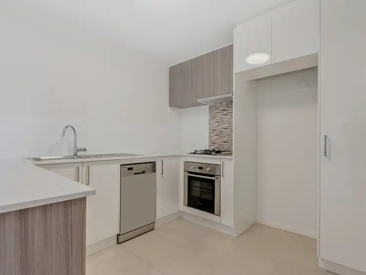 Sixth view of Homely apartment listing, 25/2 Louvre Way, Baldivis WA 6171