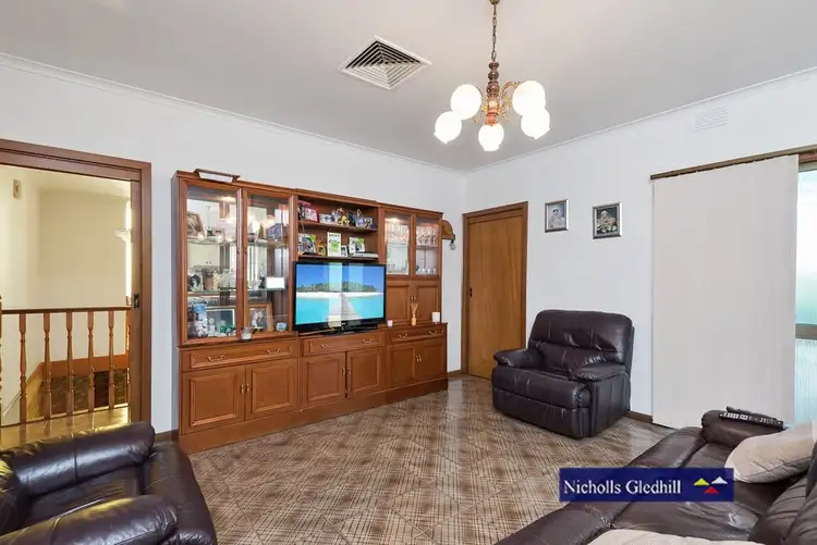 Fifth view of Homely house listing, 6 GRAY CLOSE, Endeavour Hills VIC 3802