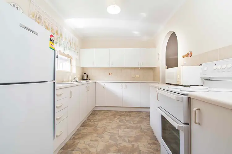 Sixth view of Homely house listing, Unit 2/4 War Memorial Drive, Balaklava SA 5461