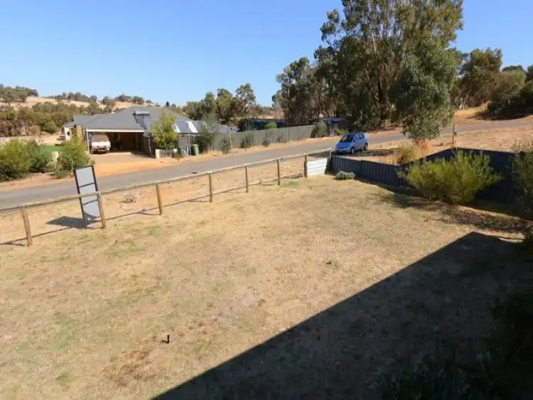 Seventh view of Homely house listing, 10 Dunmall Dr, Wandering WA 6308