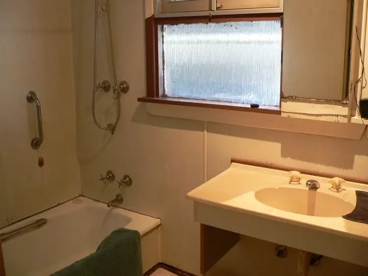 Fifth view of Homely house listing, 20 Beeck Street, Katanning WA 6317