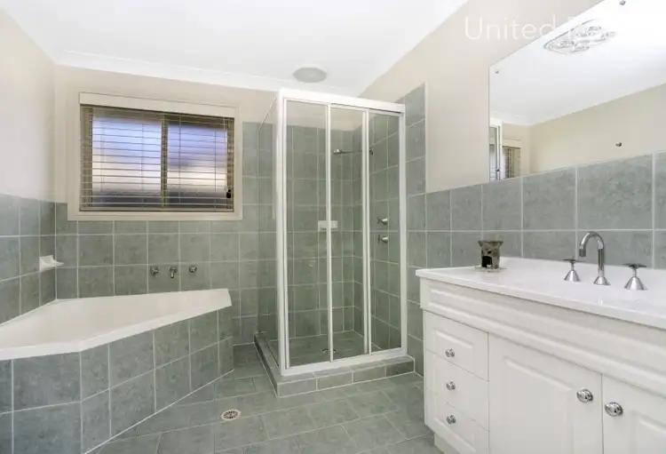 Sixth view of Homely house listing, 4 Fowkes Way, West Hoxton NSW 2171