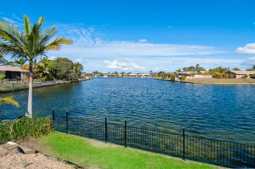 1/26 Marsupial Drive, Coombabah QLD 4216