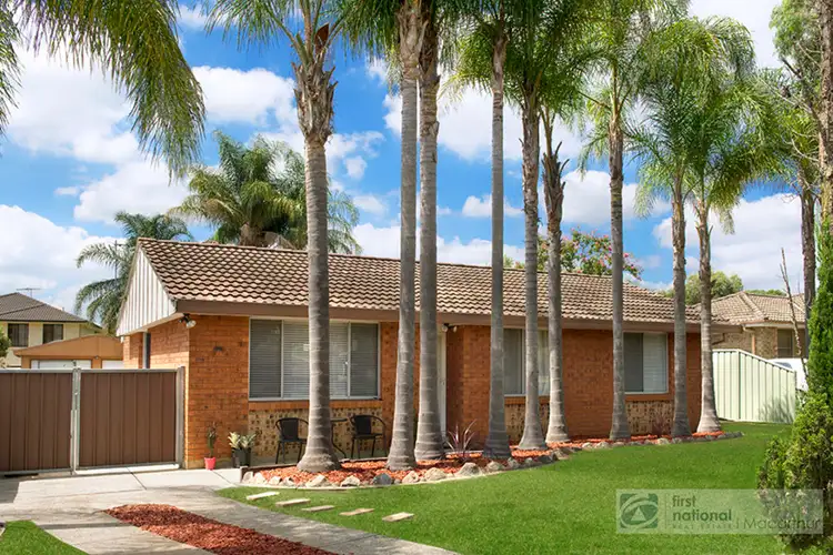 10 Frontignan Street, Eschol Park NSW 2558