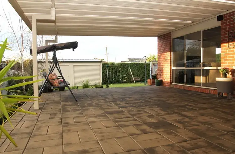 Sixth view of Homely house listing, 4 Kawana Court, Camperdown VIC 3260