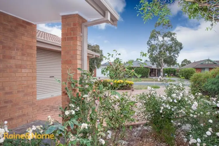 Second view of Homely house listing, 4 Scotch Court, Sunbury VIC 3429