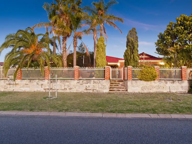 Main view of Homely house listing, 2 Ridley Court, Leeming WA 6149