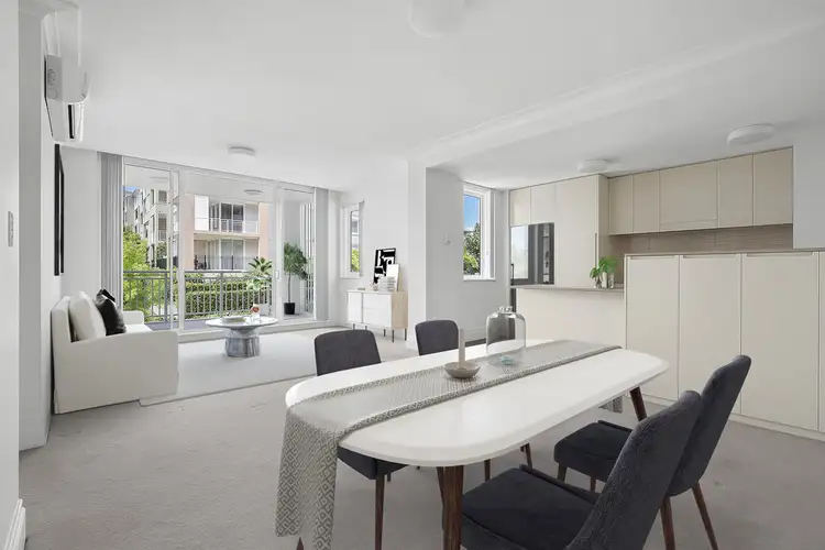 201/4 Rosewater Circuit, Breakfast Point NSW 2137