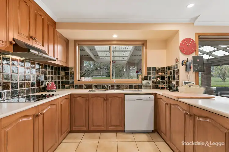 Sixth view of Homely house listing, 2 Ditchley Court, Leongatha VIC 3953