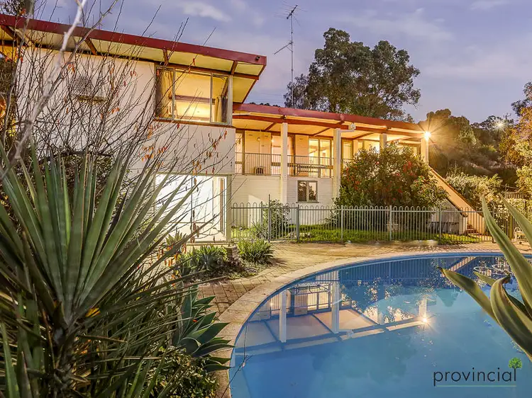 65 Nelson Crescent, Lesmurdie WA 6076