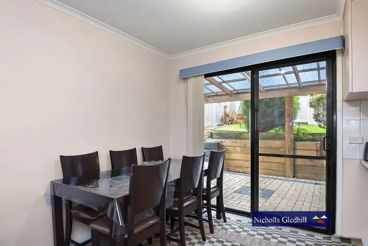 Fifth view of Homely house listing, 1/11 Temby Close, Endeavour Hills VIC 3802
