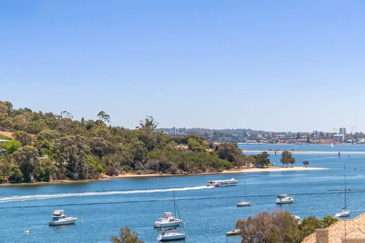 1 Lee Place, Bicton WA 6157