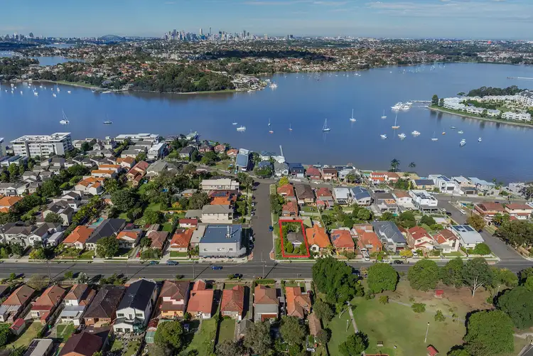 127 Cabarita Road, Cabarita NSW 2137