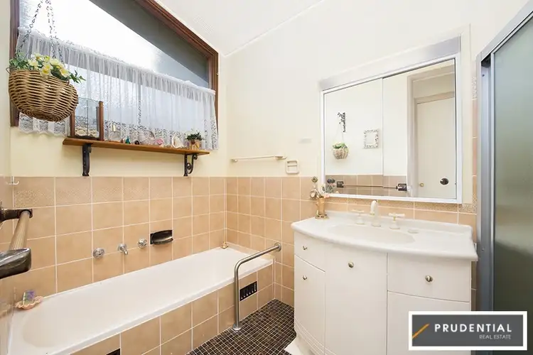 Sixth view of Homely house listing, 10 Kippara Place, Bradbury NSW 2560