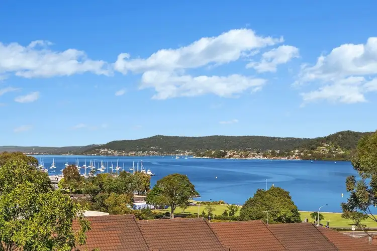 12/6-10 Broadview Avenue, Gosford NSW 2250