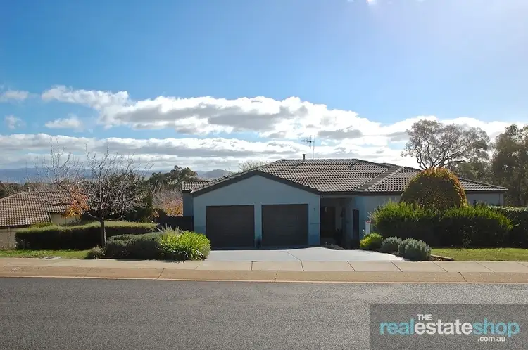 2 Lind Close, Fraser ACT 2615