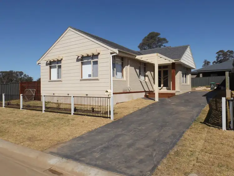 Second view of Homely house listing, 4 Kurrajong Cresent, Tahmoor NSW 2573