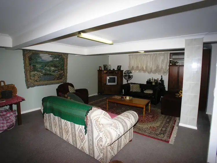 Seventh view of Homely house listing, 8 Wiare Circuit, Orange NSW 2800