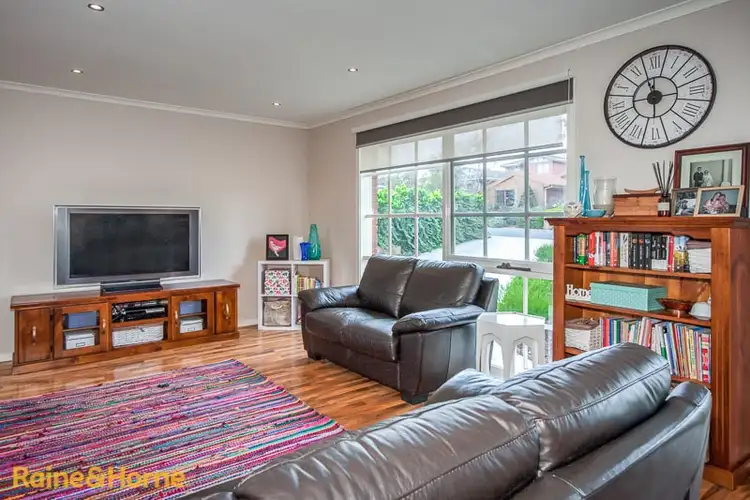 Fifth view of Homely house listing, 3 Windarra Court, Sunbury VIC 3429