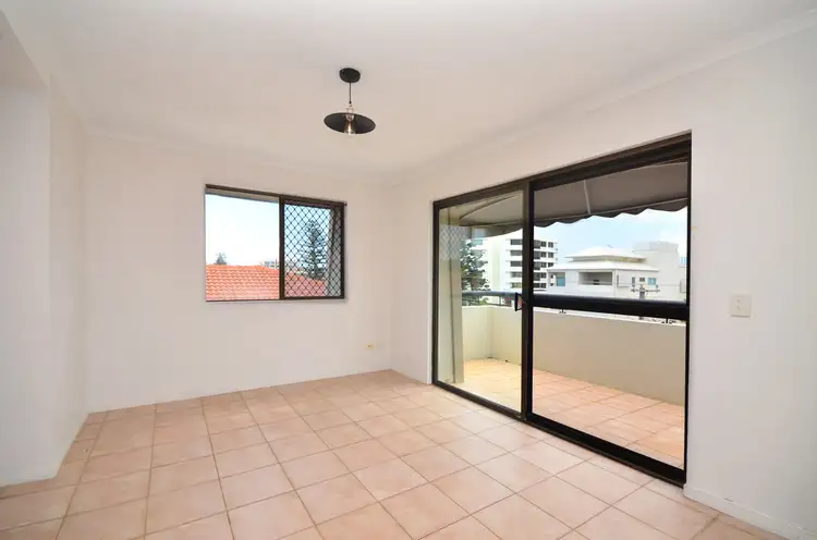 Fifth view of Homely unit listing, Unit @ 26 Albatross Avenue, Mermaid Beach QLD 4218