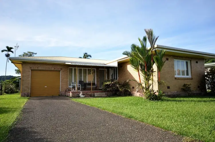 9 Cedars Street, Mossman QLD 4873