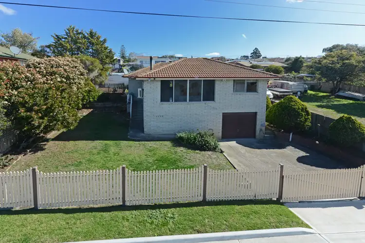 8 Lake Vue Parade, Midway Point TAS 7171