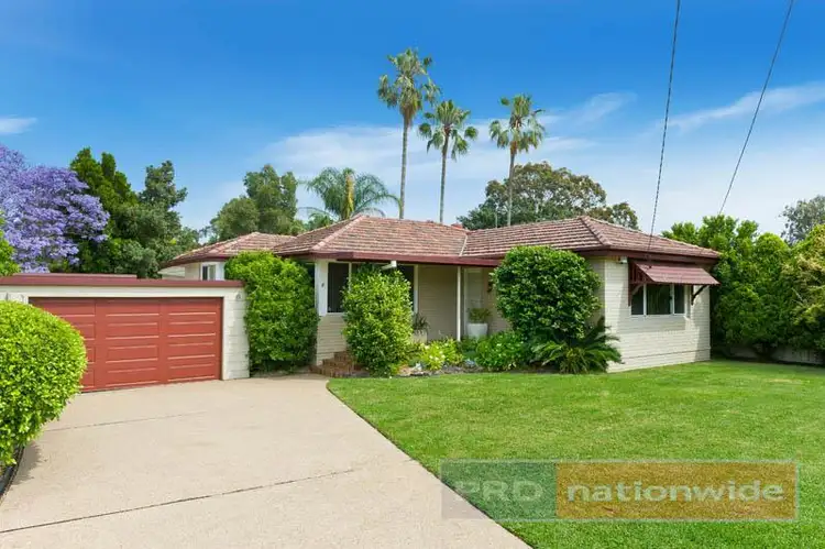 4 Apex Avenue, Picnic Point NSW 2213