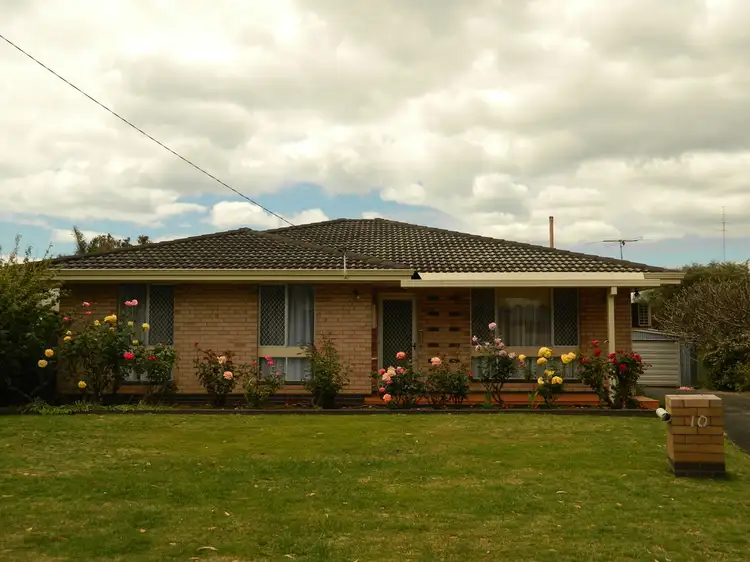 Second view of Homely house listing, 10 Houston Crescent, South Bunbury WA 6230