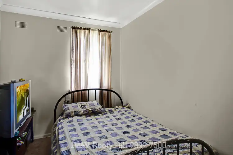 Fifth view of Homely house listing, 4 Palau Crescent, Lethbridge Park NSW 2770