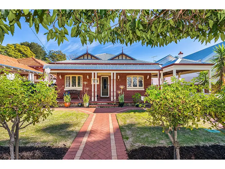23 Campbell St, Kensington WA 6151