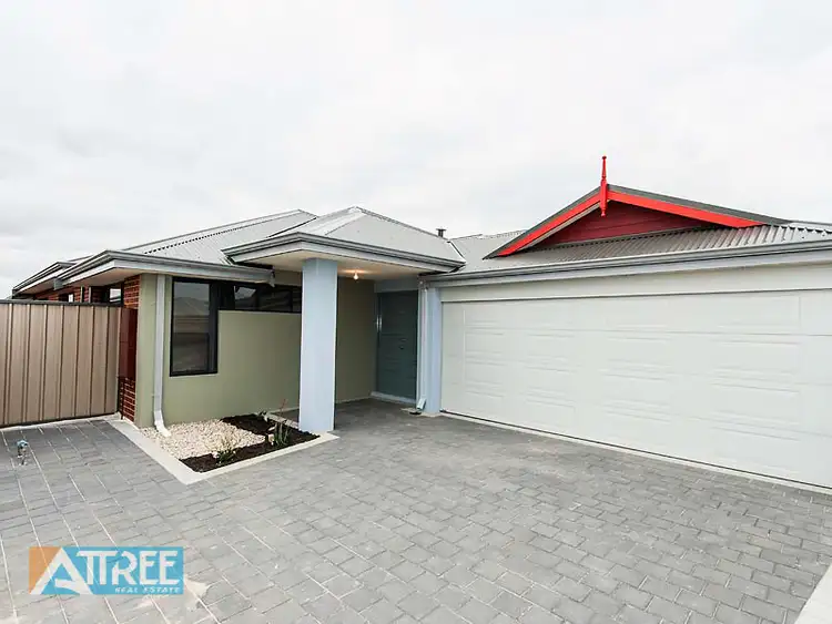 Second view of Homely house listing, 26 Petrona Crescent, Piara Waters WA 6112