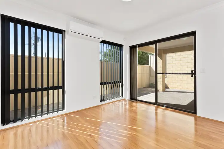 Seventh view of Homely house listing, 2/393 Carrington Street, Hamilton Hill WA 6163