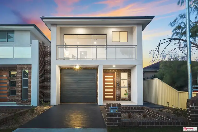 24A Salamaua Crescent, Holsworthy NSW 2173