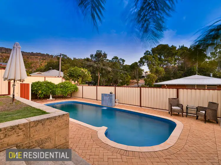 1 Biala Street, Kelmscott WA 6111