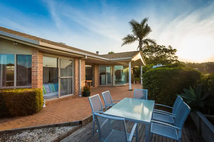 Fifth view of Homely house listing, 6 SEAVIEW PLACE, Tura Beach NSW 2548