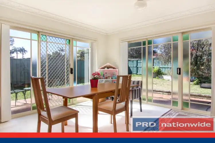 2/81 Gungah Bay Road, Oatley NSW 2223