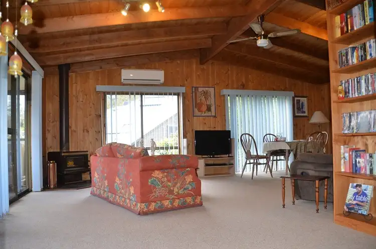 Fourth view of Homely house listing, 5 Reid Court, Tawonga South VIC 3698