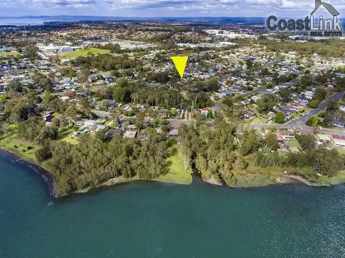 8 Carinya Street, Charmhaven NSW 2263