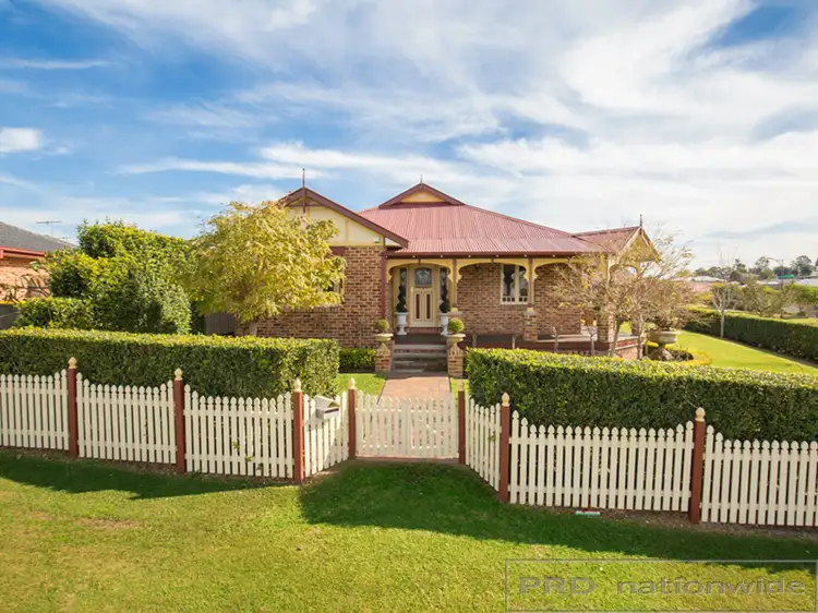 2 Portsmouth Place, Raworth NSW 2321
