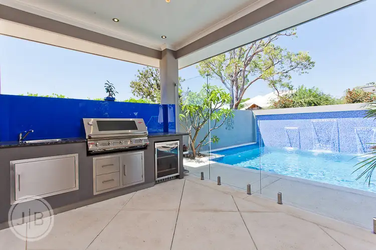 Fifth view of Homely house listing, 5 Hope Avenue, Salter Point WA 6152