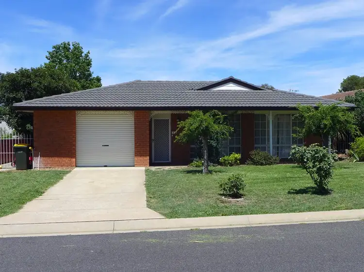 4 Wayside Court, Kelso NSW 2795