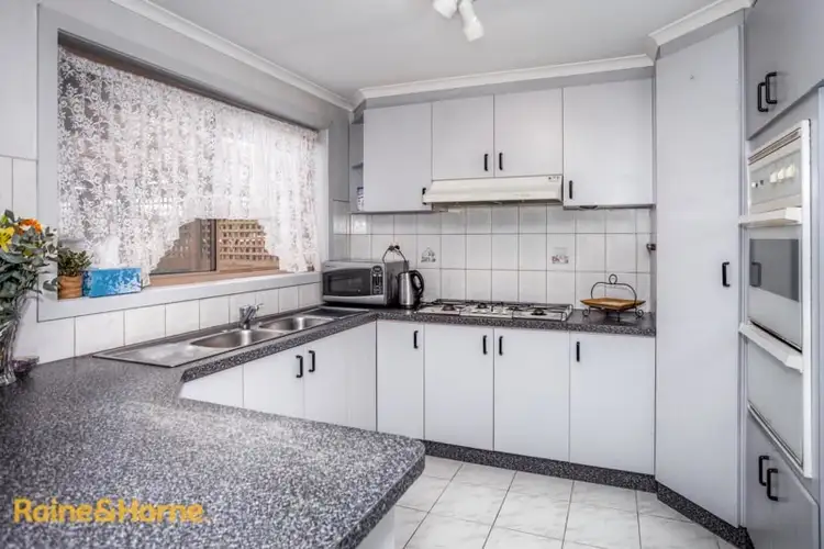 Sixth view of Homely house listing, 4 Scotch Court, Sunbury VIC 3429
